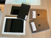 Lot oude tablets – ipad & nexus – voor oude ios/android versies – zonder kabels (5x) - afbeelding 1 van  6