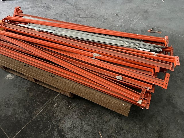 Lot palletstellingen - afbeelding 2 van  2