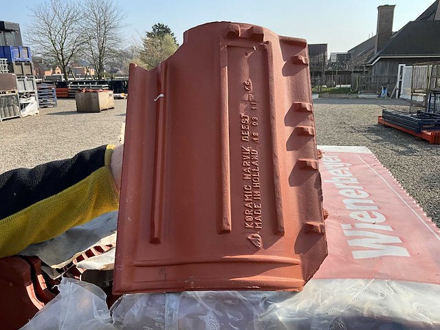 Lot pannen wienerberger 370stuks - afbeelding 4 van  4