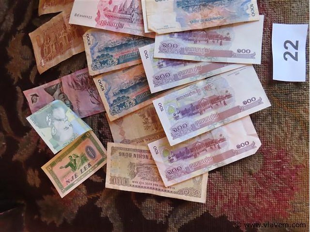 Lot papiergeld - afbeelding 2 van  3