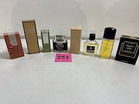 Lot parfum en eau de toilette 8 items - afbeelding 1 van  3