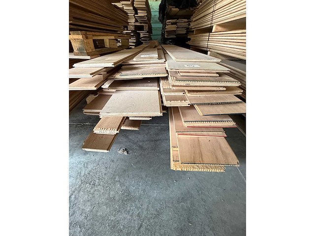 Lot parket - afbeelding 2 van  2