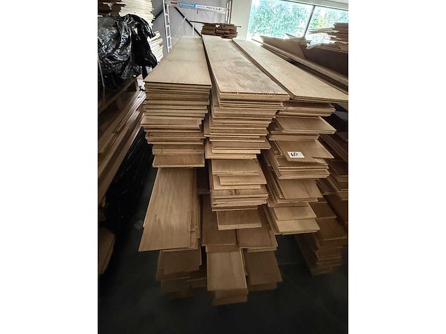 Lot parket - afbeelding 1 van  2