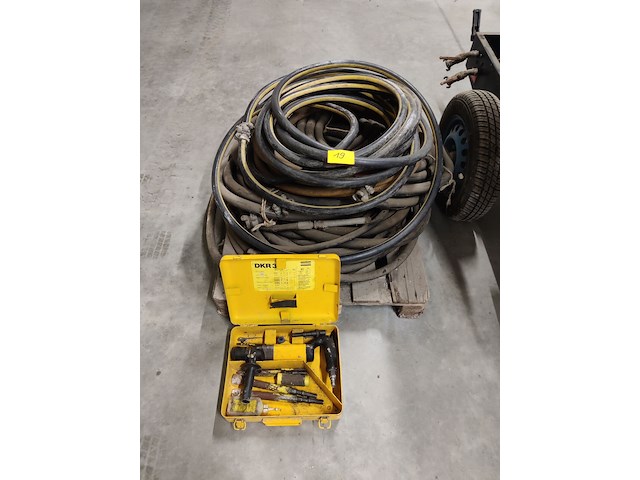 Lot perslucht leidingen en accessoires - afbeelding 1 van  2