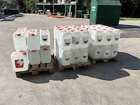 Lot ph bidons zwembadonderhoud - afbeelding 1 van  4