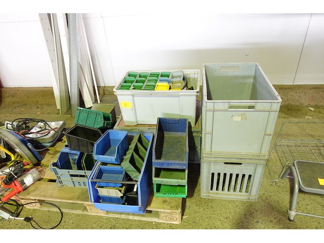 Lot plastic bakken en stapelbakken - afbeelding 2 van  5