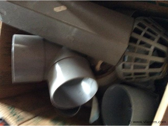 Lot plastiek - afbeelding 2 van  2