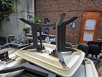 Lot plastieken terrastafels en stoelen - afbeelding 8 van  10