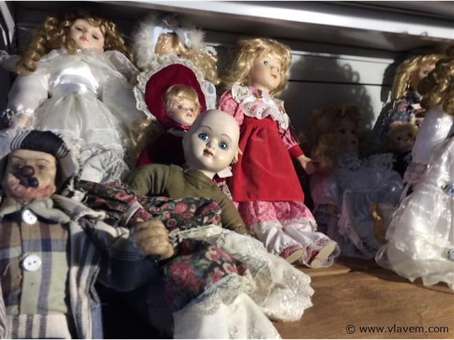 Lot poppen porselein - afbeelding 3 van  3
