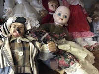 Lot porseleinen poppen - afbeelding 1 van  2