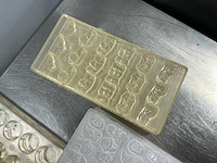 Lot praline mallen chocolade en pralines - afbeelding 1 van  6