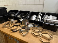 Lot professionele patisserie vormen inox + pvc (177x) - afbeelding 2 van  15