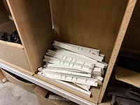 Lot pvc afdekplaten ea - afbeelding 16 van  19