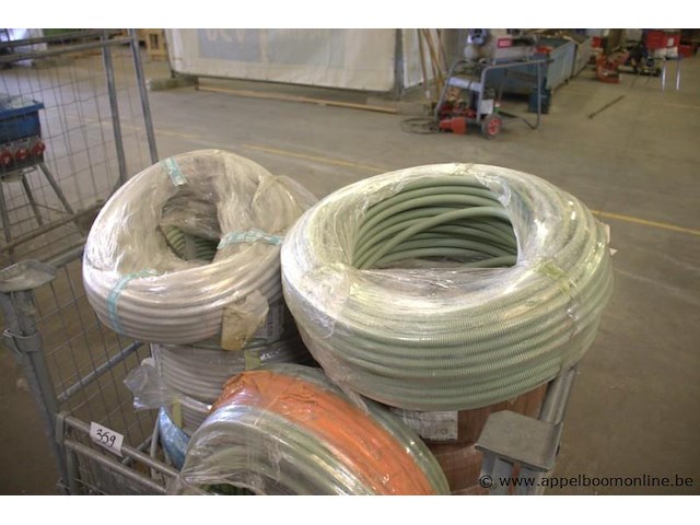 Lot pvc buismateriaal wo trekdraad - afbeelding 2 van  2