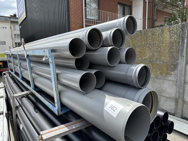 Lot pvc buizen excl bok - afbeelding 1 van  2
