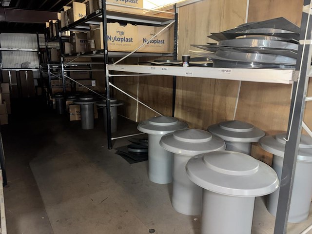 Lot pvc dakontluchting - afbeelding 1 van  9