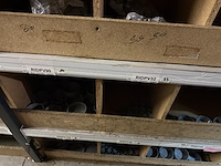 Lot pvc eindstukken & stoppen - afbeelding 6 van  18