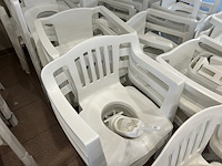Lot pvc kakstoelen (39) - afbeelding 3 van  8