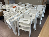 Lot pvc kakstoelen (39) - afbeelding 7 van  8