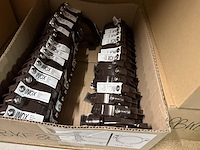 Lot pvc klemmen / beugels / nagels / clips / montage - afbeelding 8 van  28