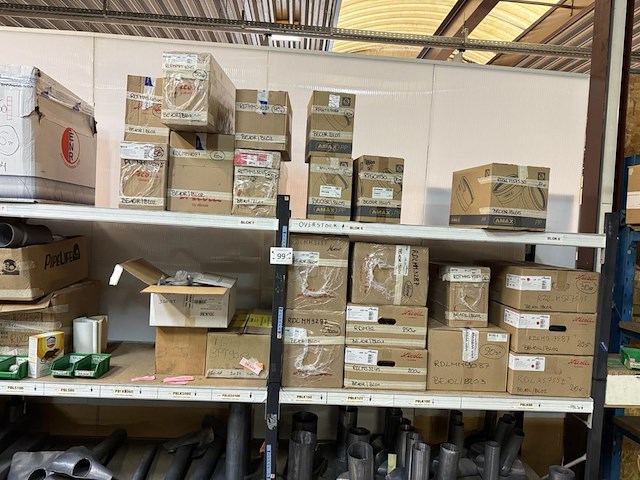 Lot pvc koppelstukken & verlopen - afbeelding 1 van  9