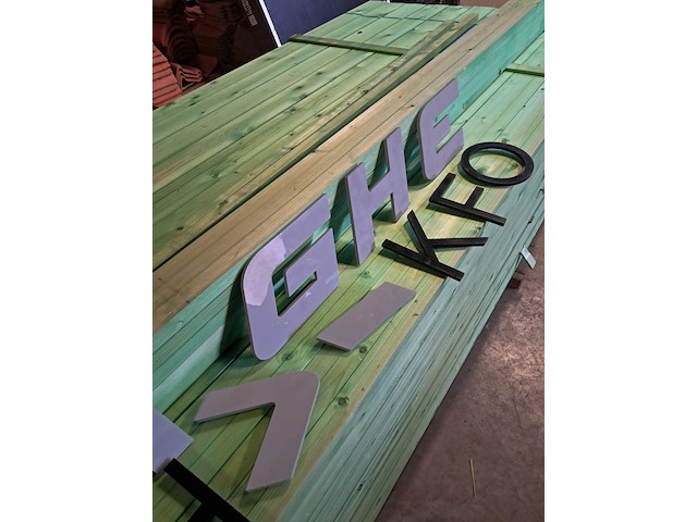 Lot pvc letters - afbeelding 2 van  5
