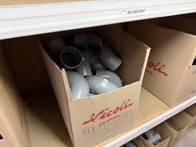 Lot pvc t-stukken , koppelingen, etc - afbeelding 3 van  13