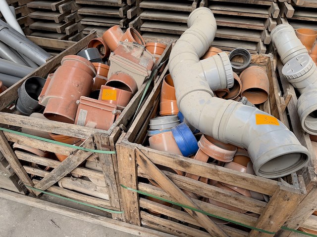 Lot pvc - afbeelding 1 van  1