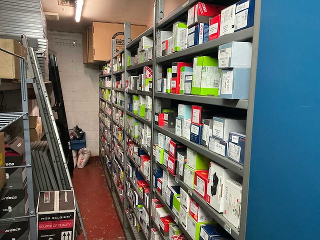 Lot remblokken (125x) - afbeelding 1 van  8