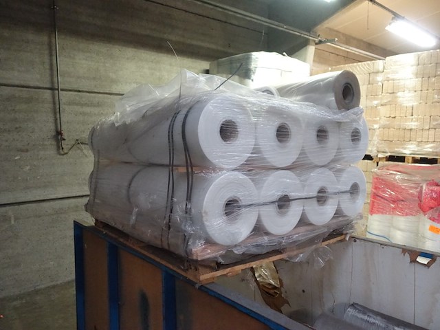 Lot rest plastic folie op rol - afbeelding 14 van  18