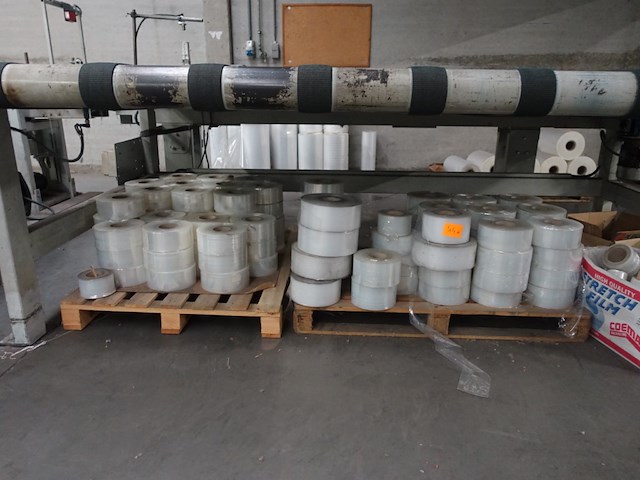 Lot rest plastic folie op rol - afbeelding 18 van  18