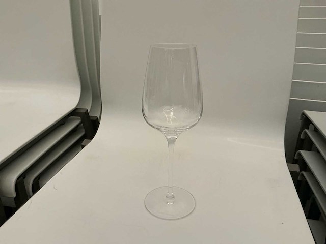 Lot rode wijn glazen - afbeelding 1 van  4