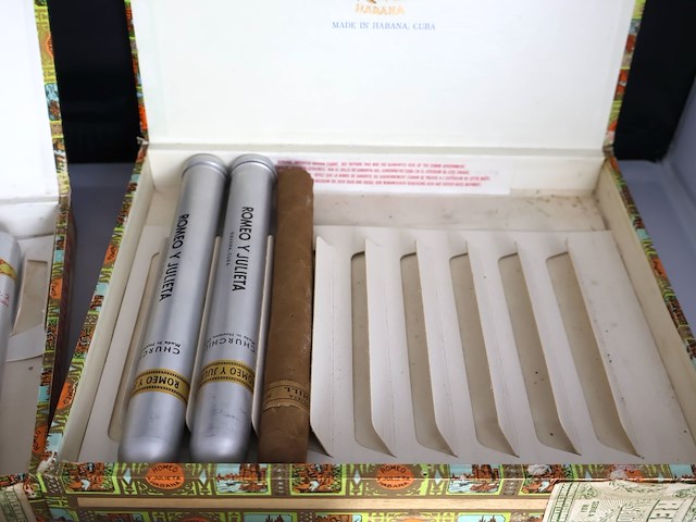 Lot romeo y julieta (17s) - afbeelding 3 van  6