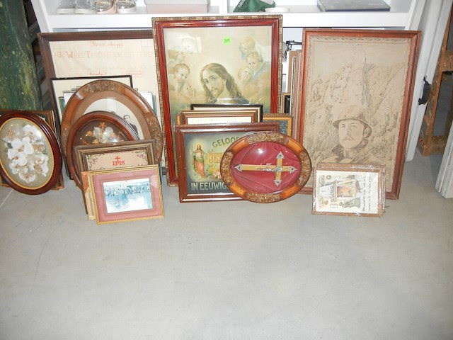 Lot schilderijen/kaders + - 22 stuks - afbeelding 2 van  2