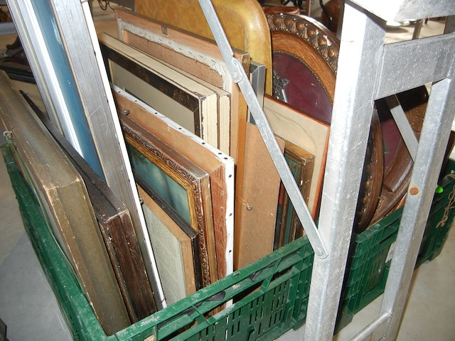 Lot schilderijen/kaders (2kisten) - afbeelding 2 van  2