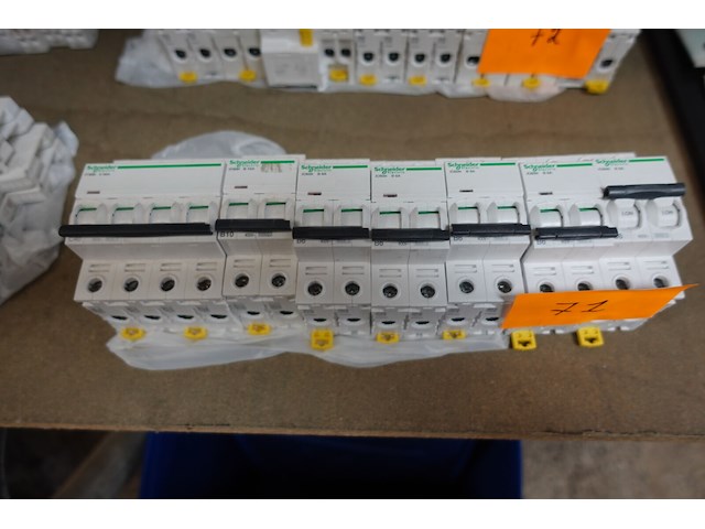 Lot schneider automaten - afbeelding 2 van  4