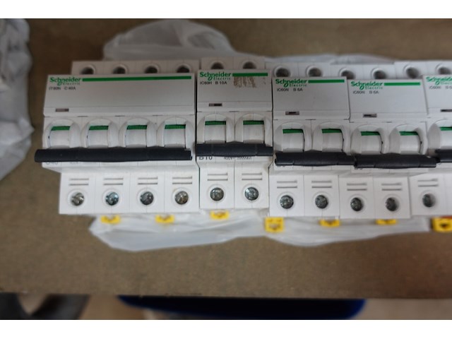 Lot schneider automaten - afbeelding 3 van  4