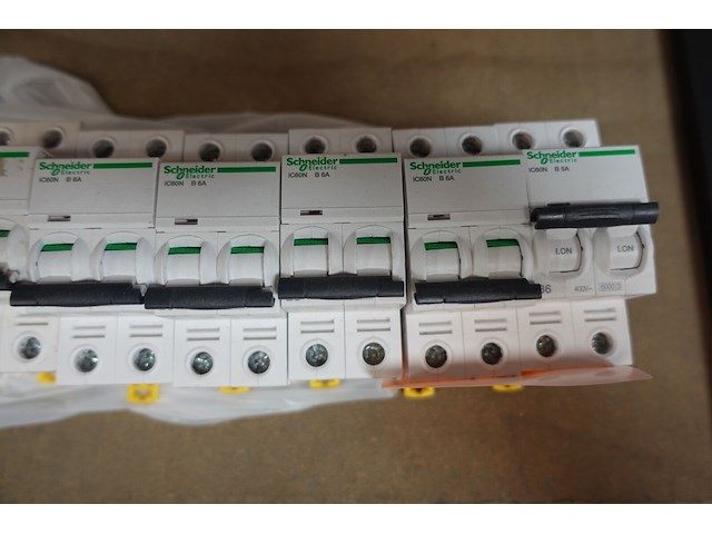 Lot schneider automaten - afbeelding 4 van  4