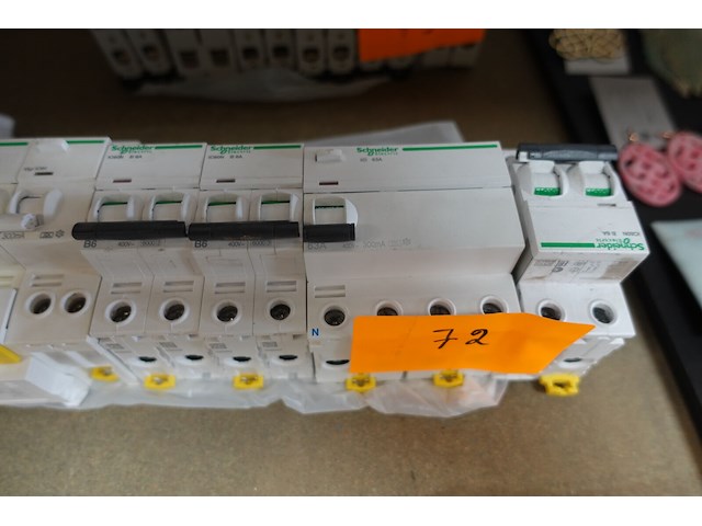 Lot schneider automaten - afbeelding 4 van  4