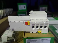 Lot schneider - afbeelding 3 van  26