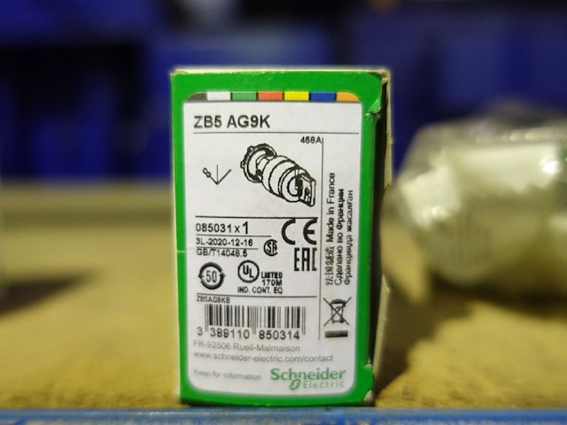 Lot schneider - afbeelding 7 van  33