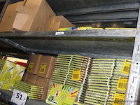 Lot schoolartikelen wo. kleurpotloden - afbeelding 1 van  1