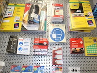 Lot schoolartikelen wo. stikkers, rugzakken, enz - afbeelding 3 van  3