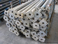 Lot schoren, doka, 350, in metalen rek - afbeelding 3 van  3