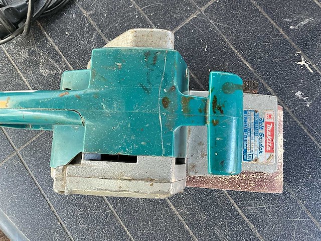 Lot schuurmachine: makita - bosch - topcraft - afbeelding 9 van  10
