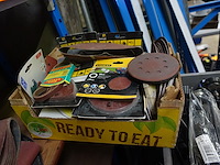 Lot schuurpapier - afbeelding 4 van  8