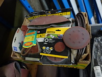 Lot schuurpapier - afbeelding 7 van  8