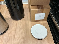 Lot servies, borden,bestek en benodigdheden servies, glaswerk en bestek - afbeelding 4 van  6