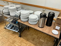 Lot servies, borden,bestek en benodigdheden servies, glaswerk en bestek - afbeelding 6 van  6