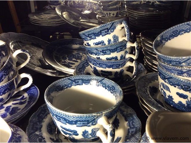 Lot servies - afbeelding 2 van  2